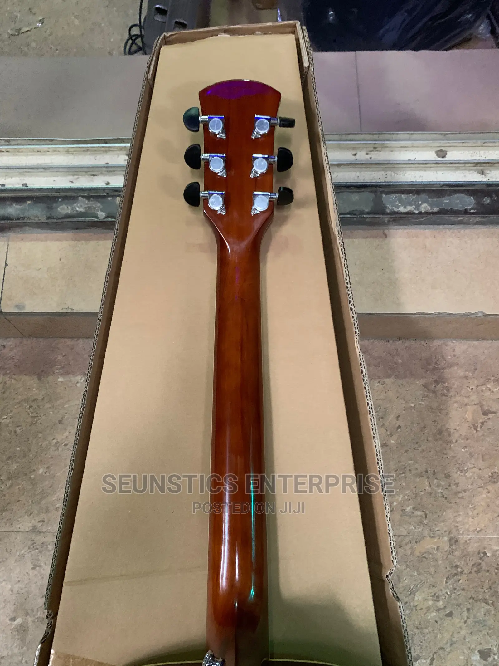Quality Orange Wood Pure Acoustic Giitar