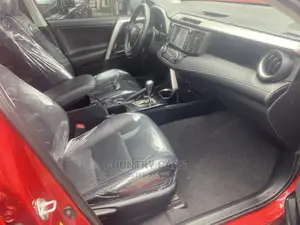 Toyota RAV4 2016 Red