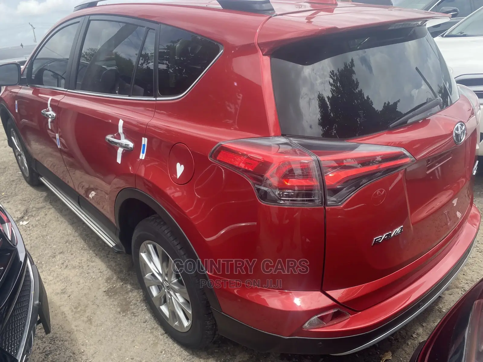 Toyota RAV4 2016 Red