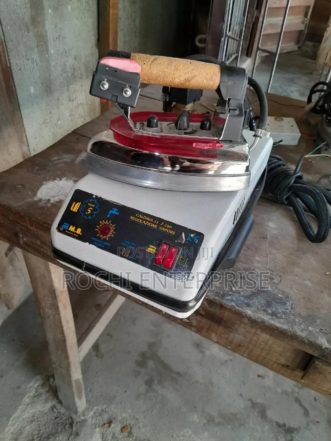 Industrial Iron Professional Steaming Iron