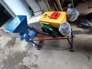 Grinding Machine With Diesel Engine