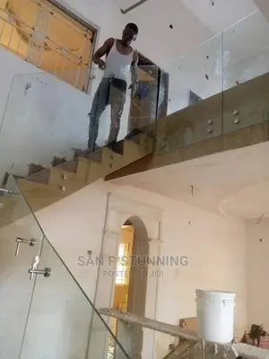 Side Fittings Staircase Glass