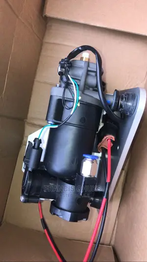 Lifting Balloon Pump Brand New for Range Rover