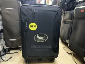 Medium Size Quality Leaves King Traveling Luggage