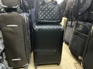 Medium Size Quality Traveling Luggage With Carry on Kit
