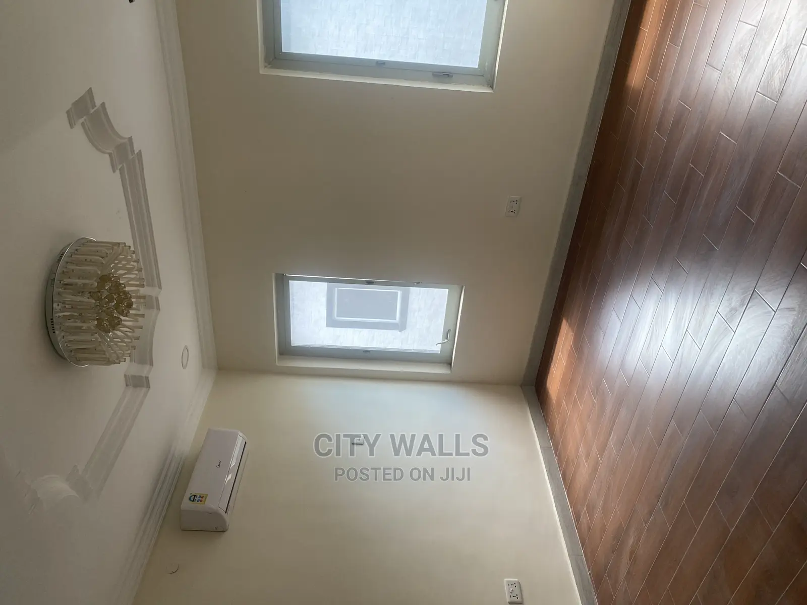 4bdrm Duplex in Chevron for Rent