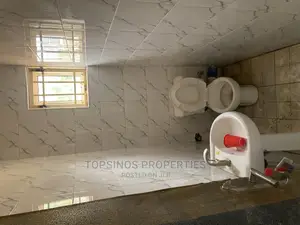 2bdrm Block of Flats in Dawaki for rent