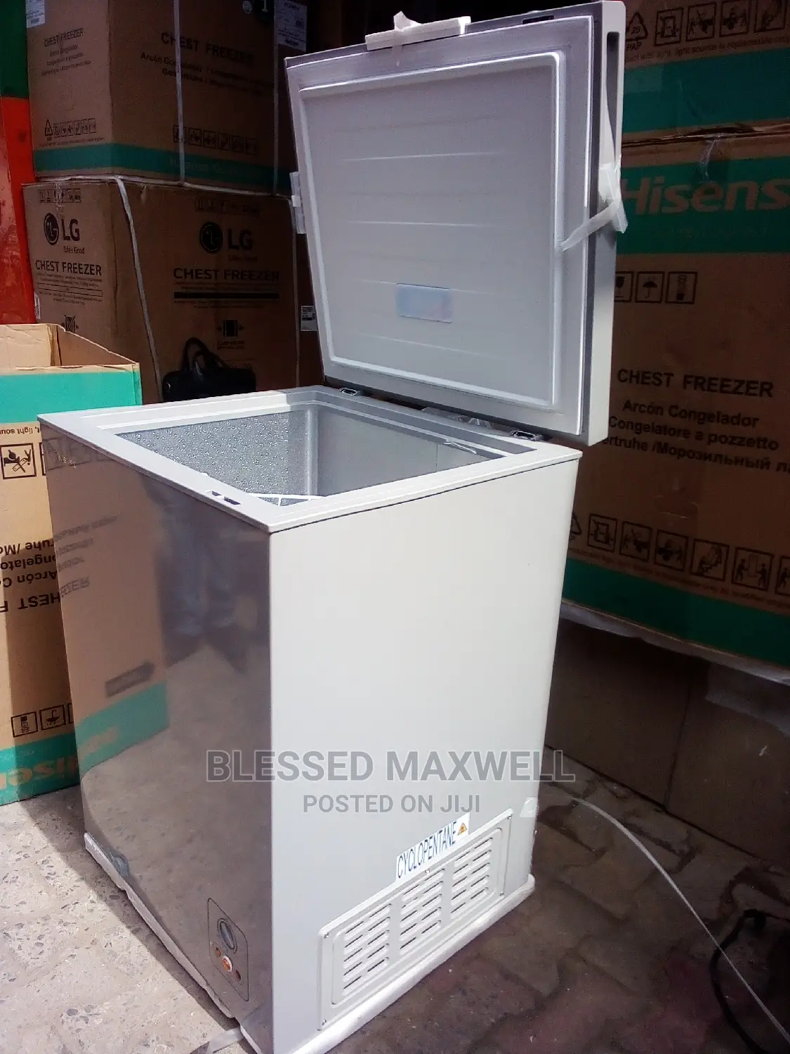 142 Litters Hisense Chest Freezer