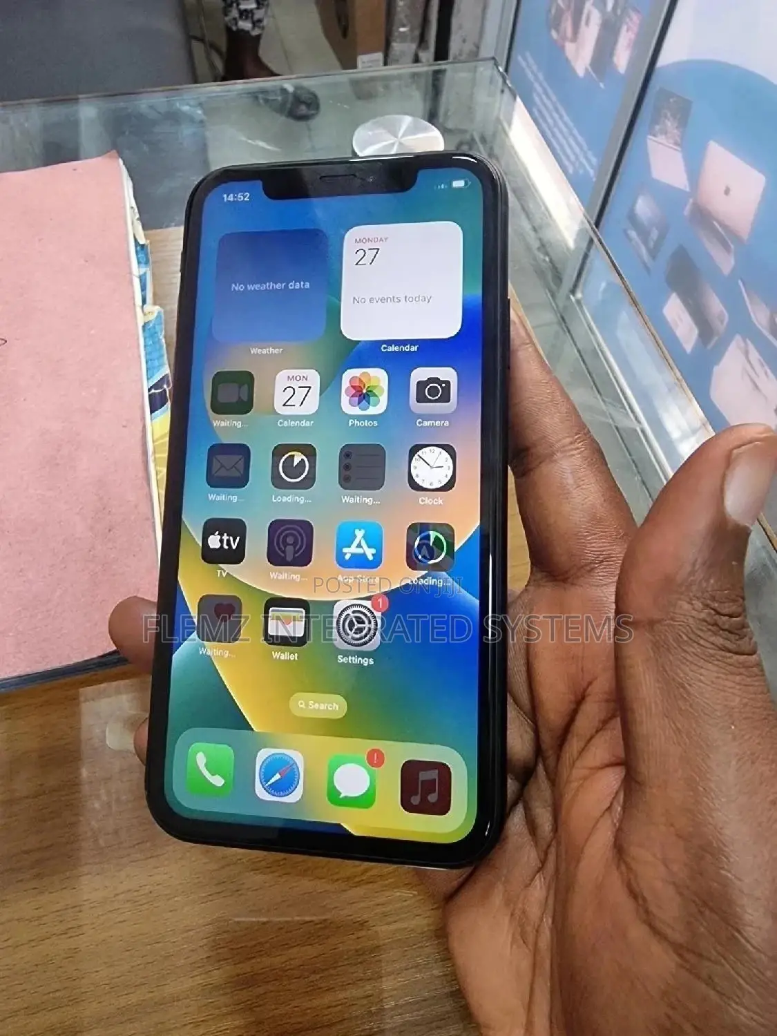 Apple iPhone XR 64 GB Black