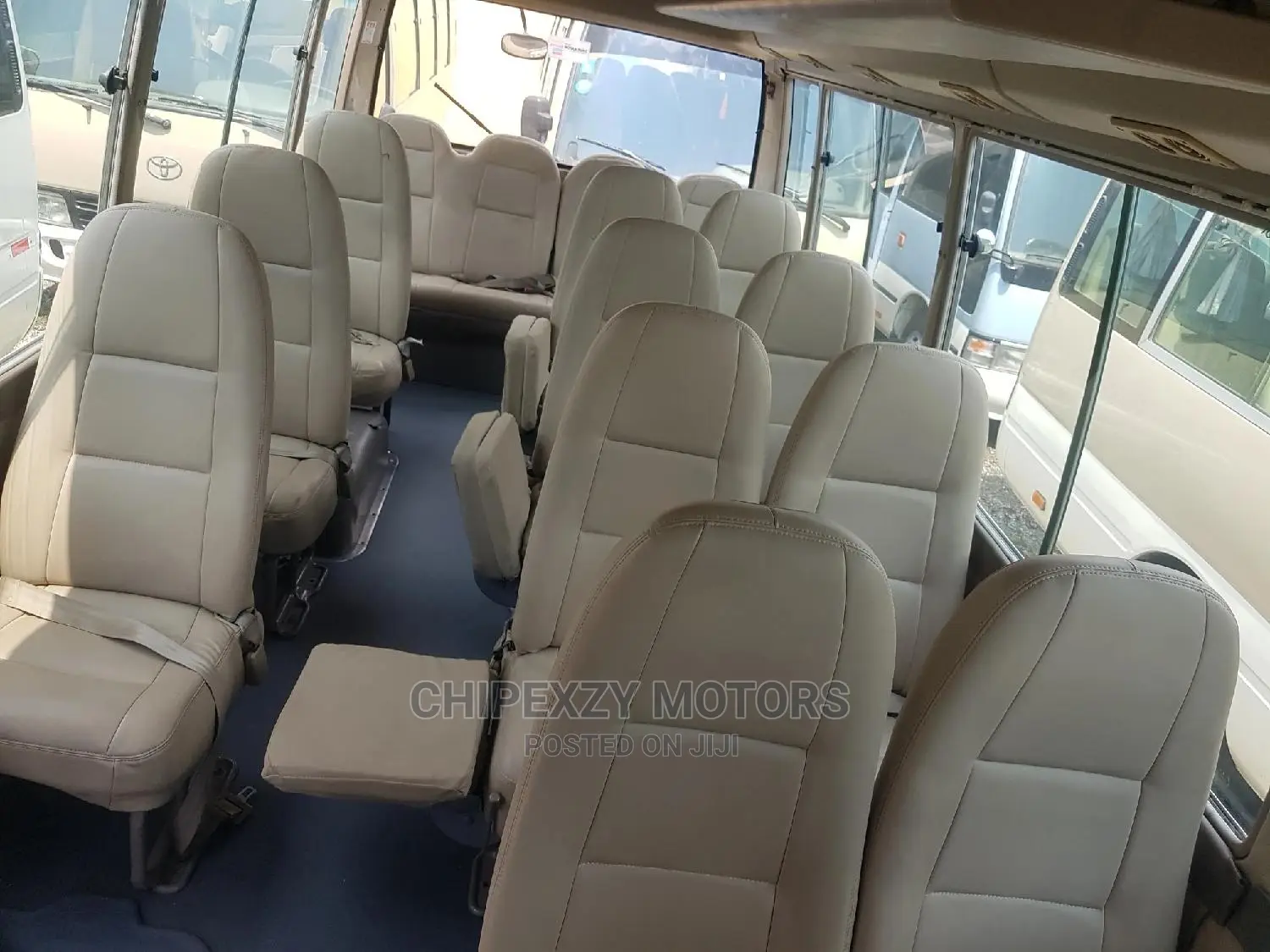 Toyota Coaster 2015 Gold