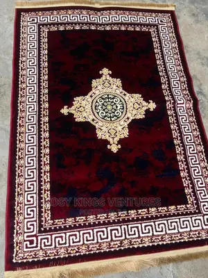 Luxury Living Room Designed Super Soft Royal Center Rug.