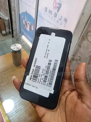 Apple iPhone XR 64 GB Black