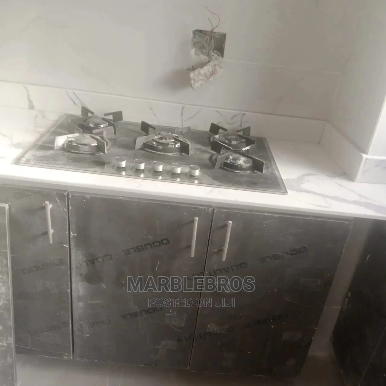 Super Glossy Nylon Face White Marble Stone