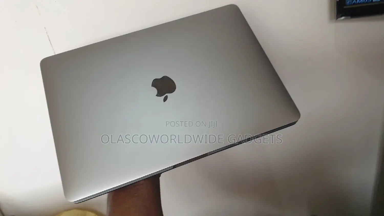 Laptop Apple MacBook Pro 2018 16GB Intel SSD 256GB