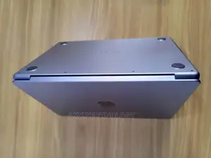 Laptop Apple MacBook Pro 2023 M2 16GB Apple M2 SSD 512GB
