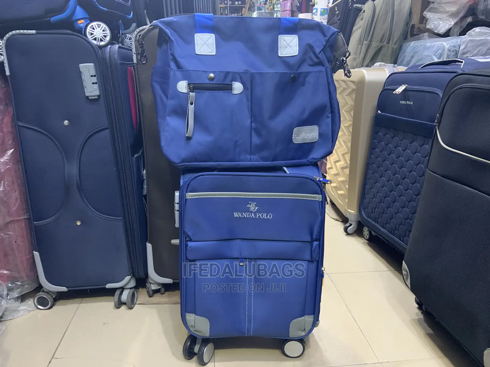 Mini Size Traveling Luggage With Carry on Kit