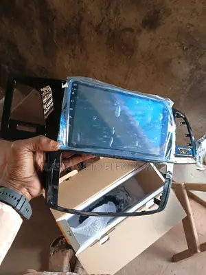 Toyota Hilux Android