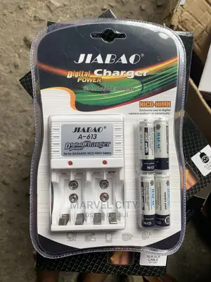 Photo - JIABAO Battery With Charger