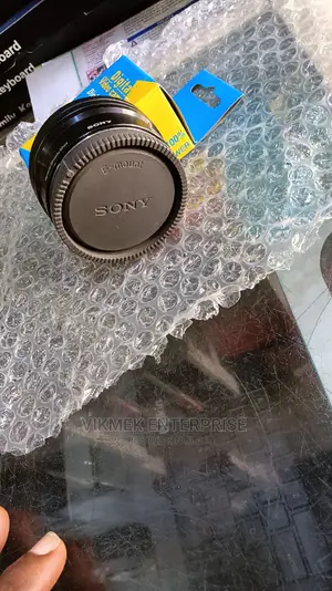 Sony 16-50mm Lens