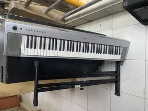 Yamaha Piaggero NP31S Electronic Keyboard