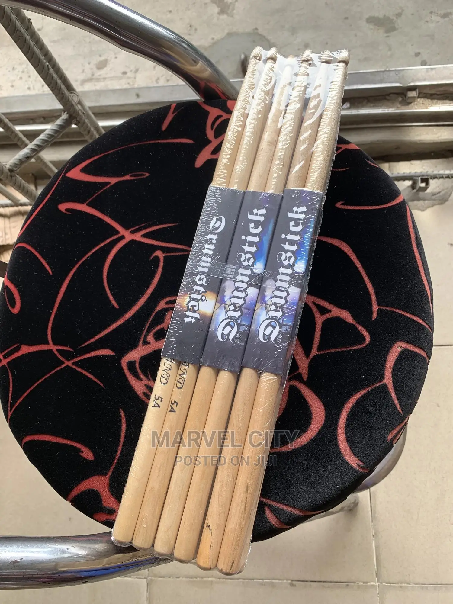 1 Pack Of Drumsticks (6 Pairs)