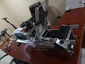 Round Bottle Labeling Machine