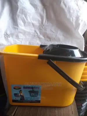 Movable Mopping Bucket