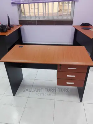 4 Fit Executive Office Table