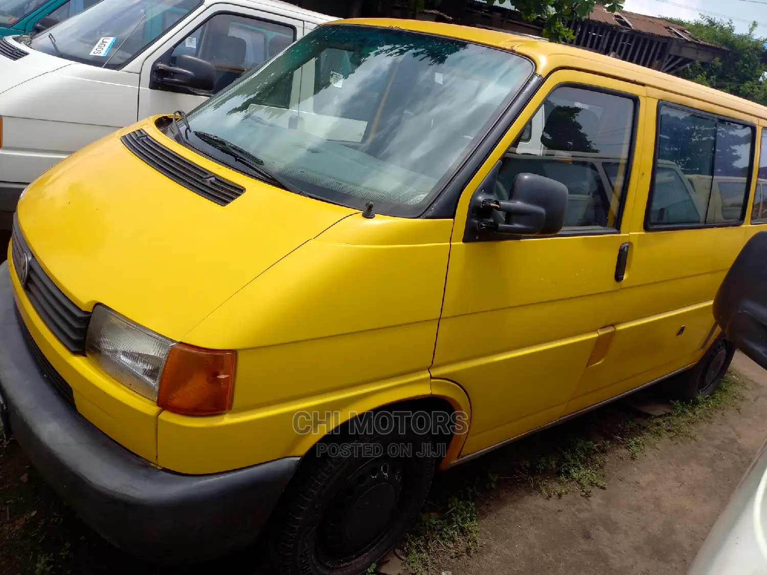 Volkswagen Transporter 2004 Yellow