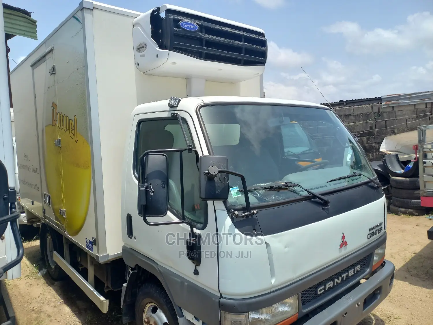 Mitsubish Canter Cooling Van