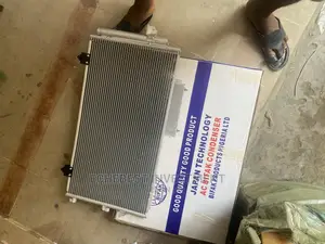 Condenser RAV4 03 (2001-2003)