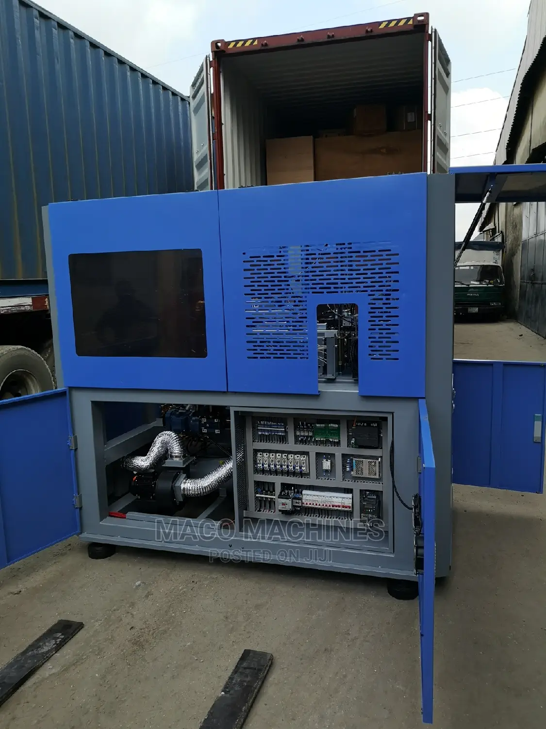 Automatic Pet Blowing Machine