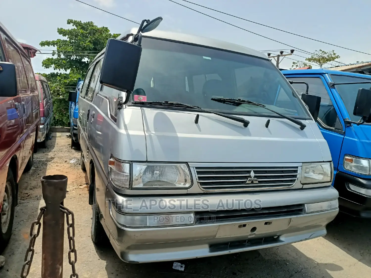 Mitsubishi L300 2010 Silver