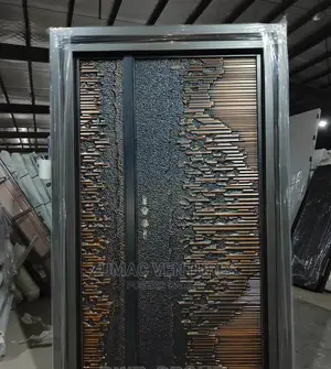 Wavy Crack Cast Door