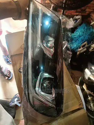 Complete Head Lamp Toureg 2017