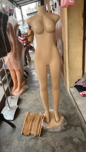 Size 10 Body Plastic No Hands Display Mannequin