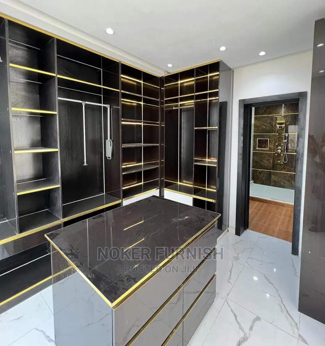 Luxury Unique Closet System