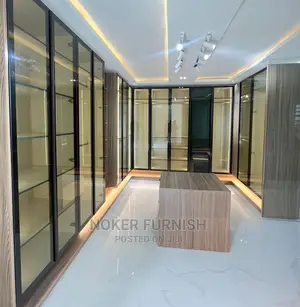 Unique Design Closet System