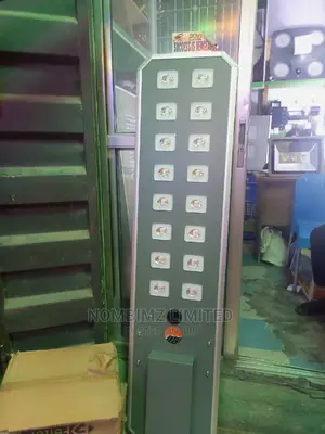 16 Eyes 200w Putain Nombimz All in One Solar Street Light