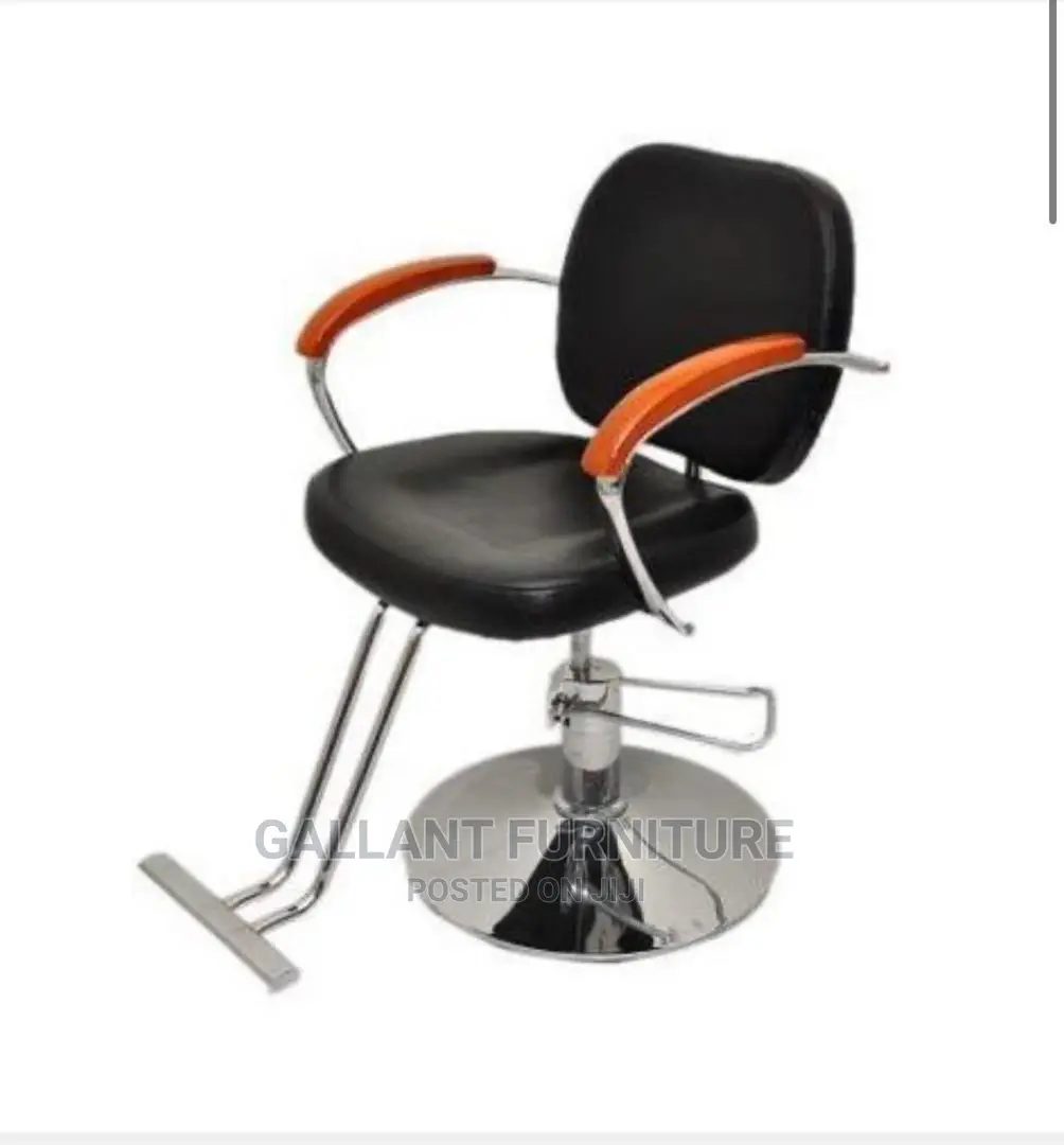 Barbing Chair