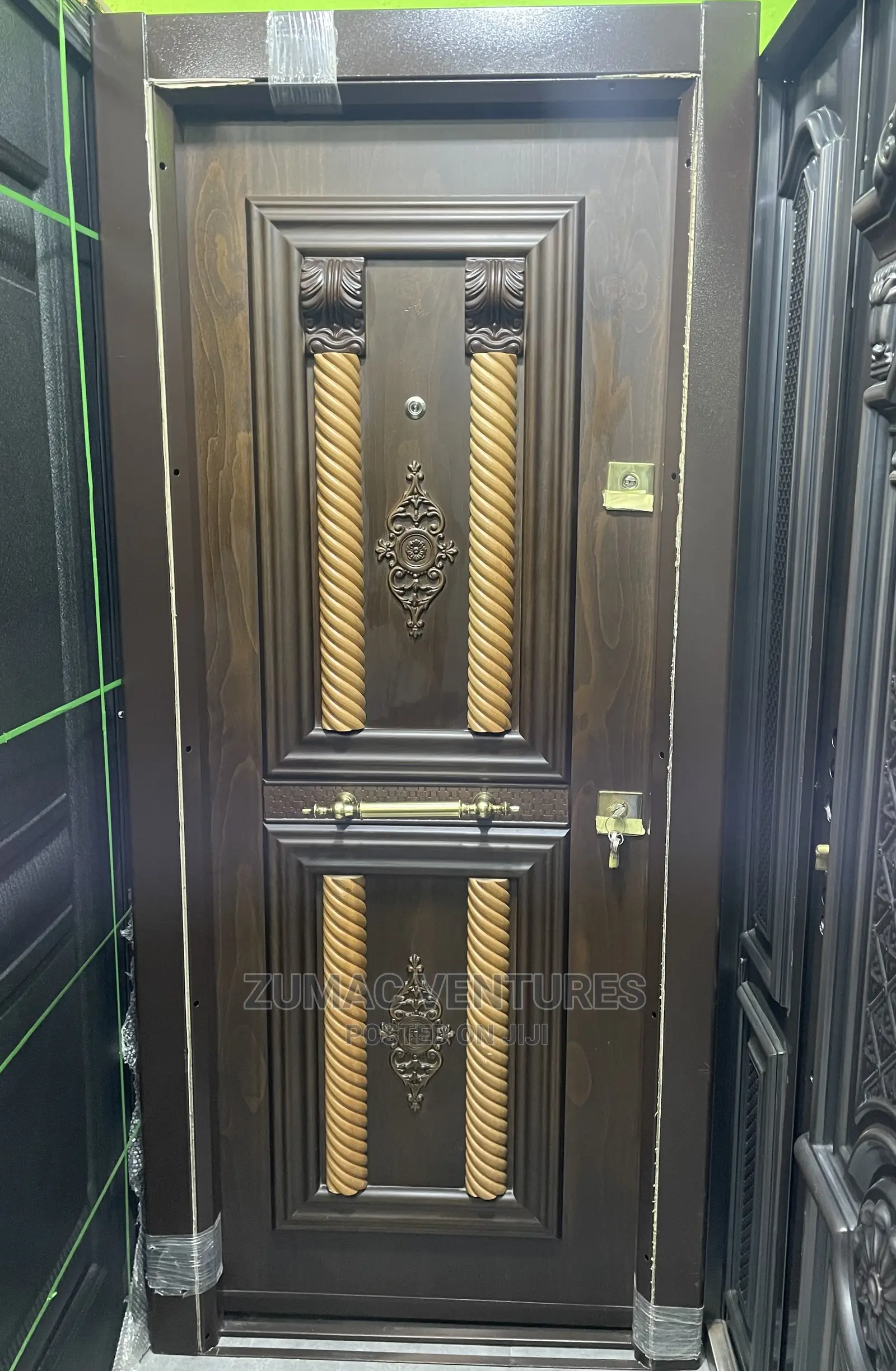 Royal Door