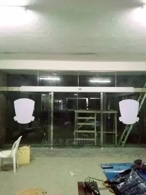 Sensor Glass Door