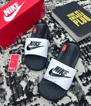 Original NIKE Victori Slides Available in Store