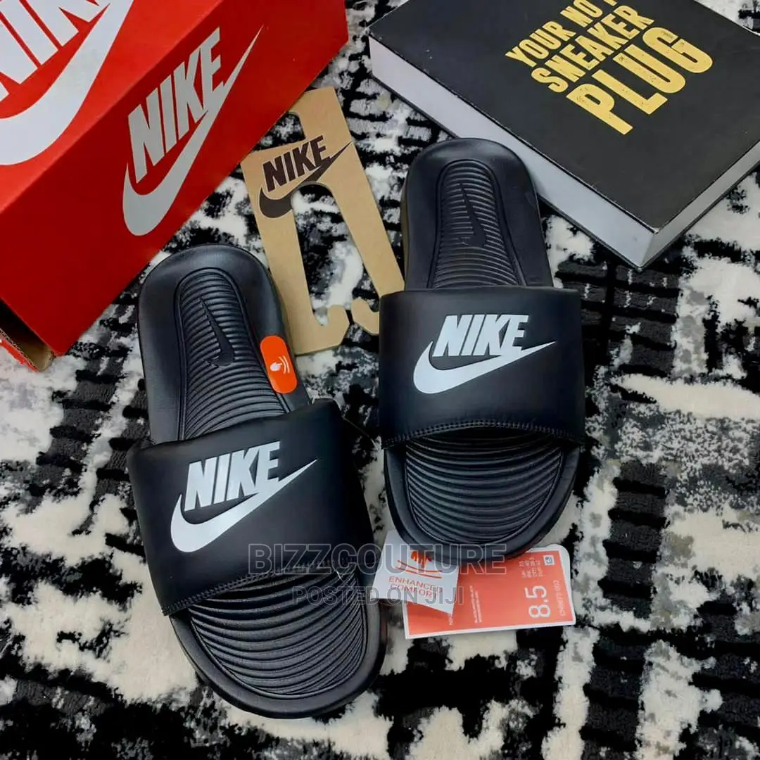 Original NIKE Victori Slides Available in Store