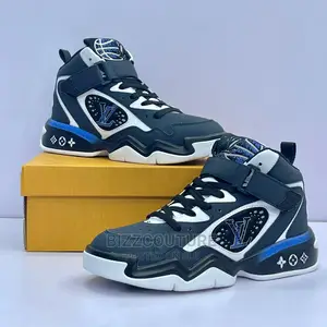 Original LOUIS VUITTON Trainer 2 Sneakers Available in Store