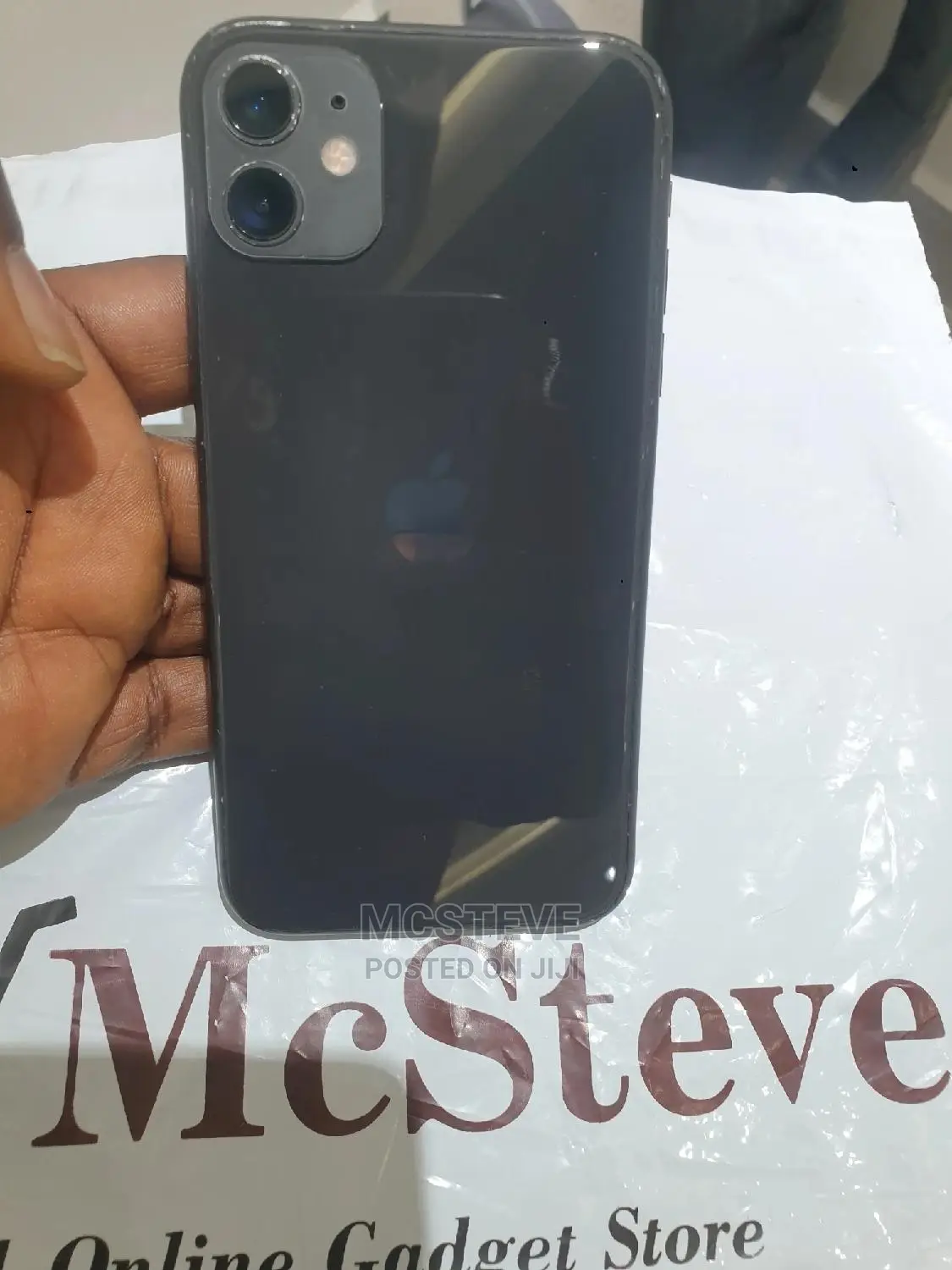Apple iPhone 11 64 GB Gray