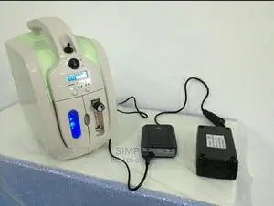 Rechargable Oxygen Concentrator With Battery Backup