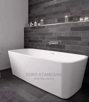Free Standing Acrylic English Tub