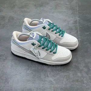 Original Otomo Katsuhiro X Nike Sb Dunk Available in Store