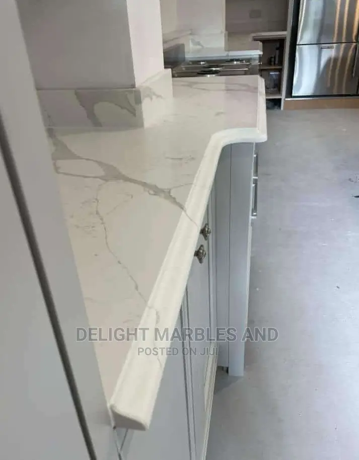 Imported Carrara Marble Quartz for Countertops